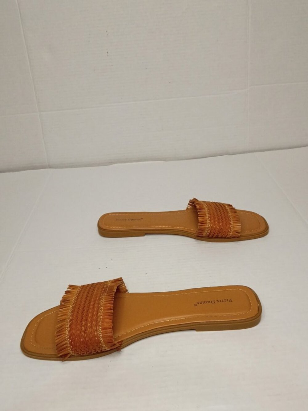 Pierre Dumas Tan Raffia Fringe Slide Sandals Women's Size 11 - Picture 3 of 9
